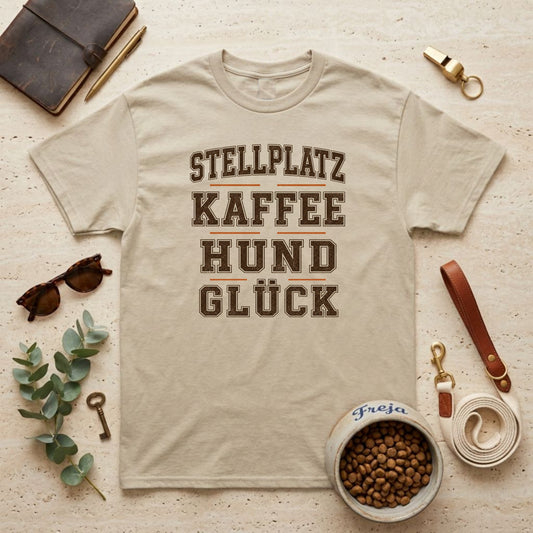 Stellplatz Kaffee Hund Glück – Unisex T-Shirt