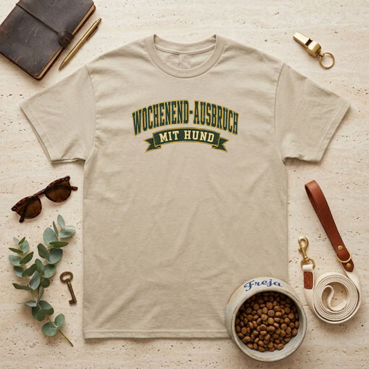 Wochenend-Ausbruch mit Hund – Unisex T-Shirt