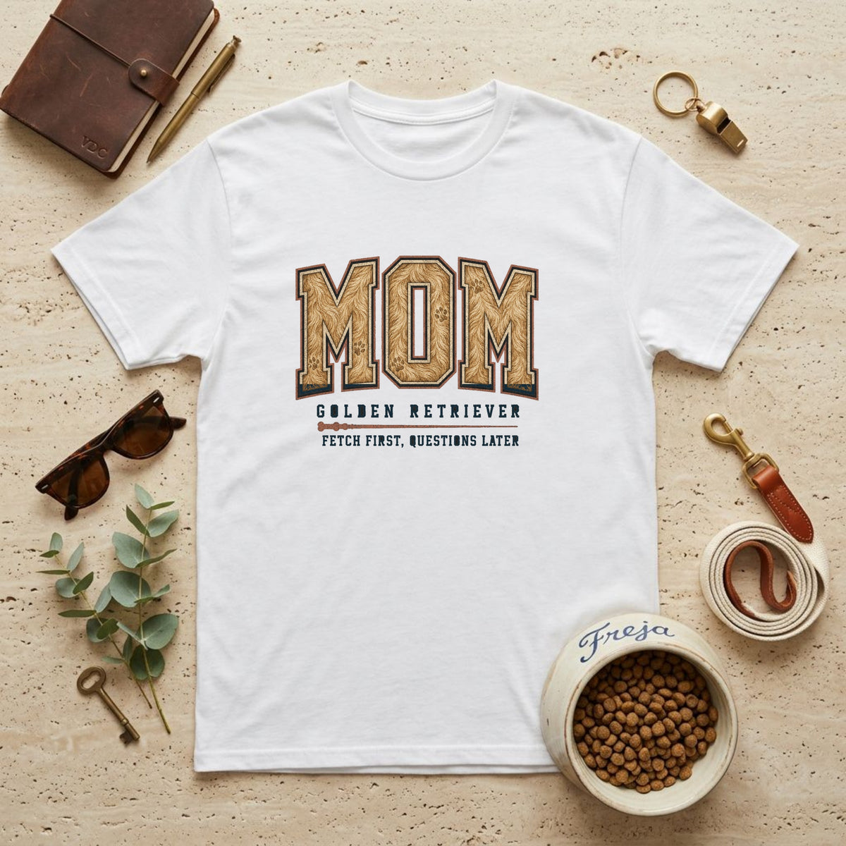 Golden Retriever Mom – Fetch First – Unisex T-Shirt