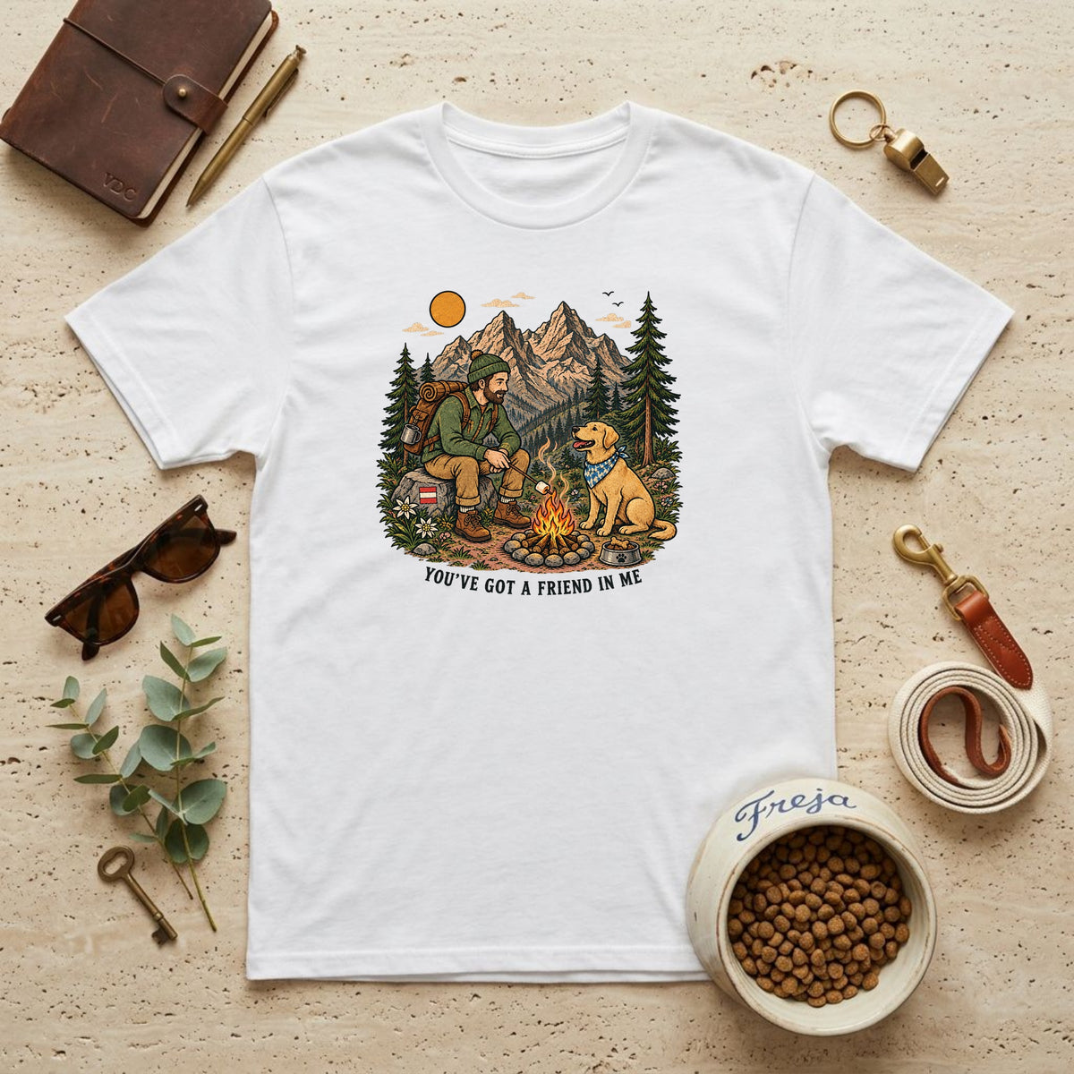 You’ve Got a Friend in Me – Bergabenteuer – Unisex T-Shirt