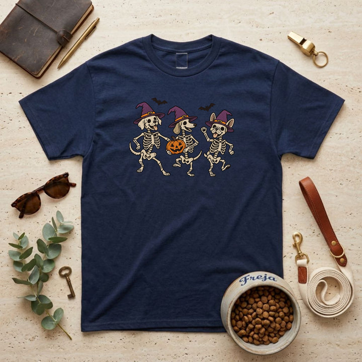 Hunde mit Hexenhüten – Unisex T-Shirt