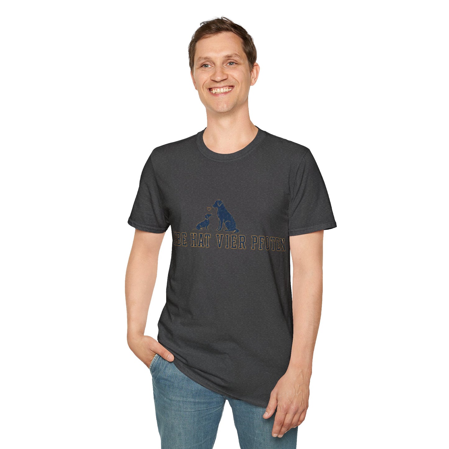 T-Shirt — "Liebe hat vier Pfoten"