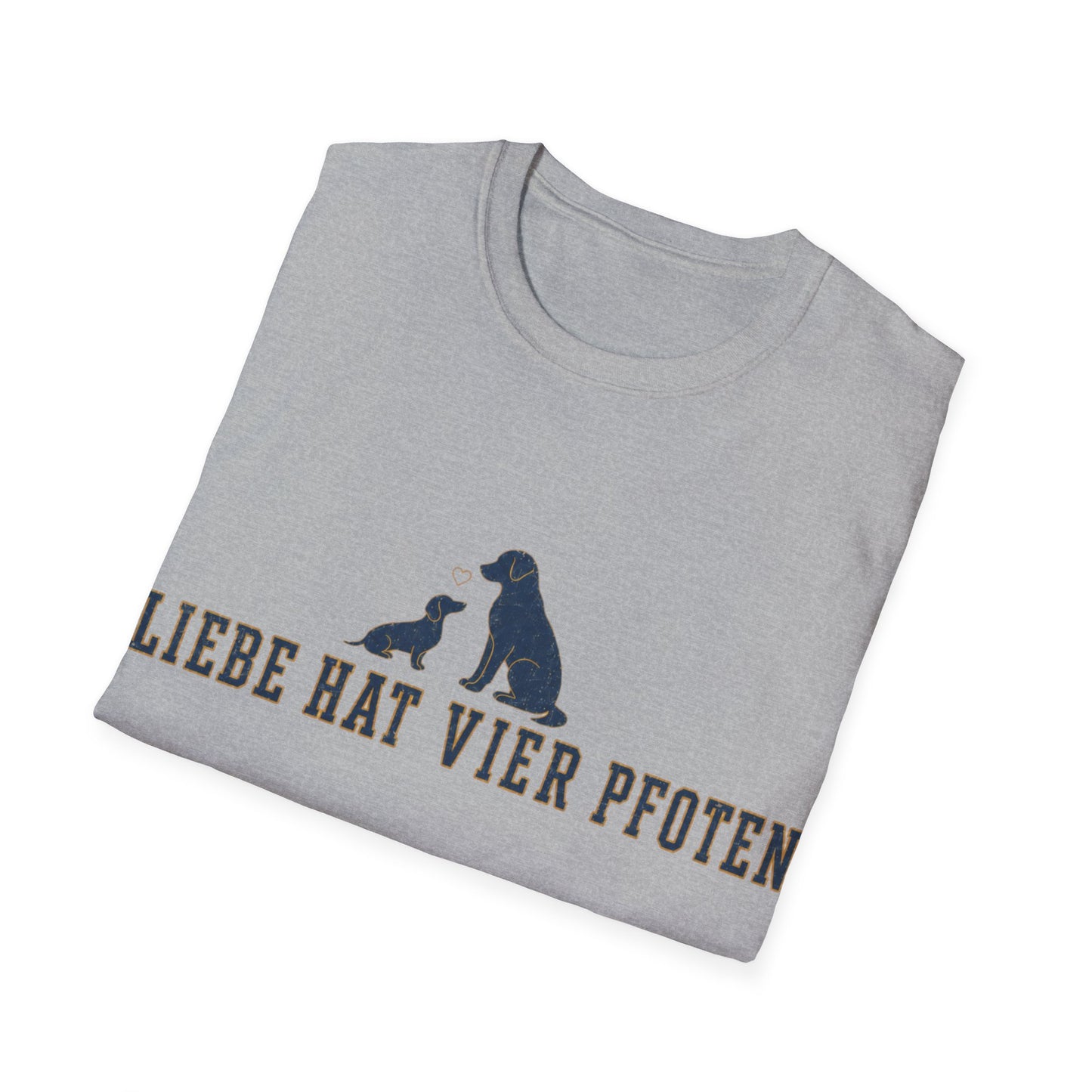T-Shirt — "Liebe hat vier Pfoten"