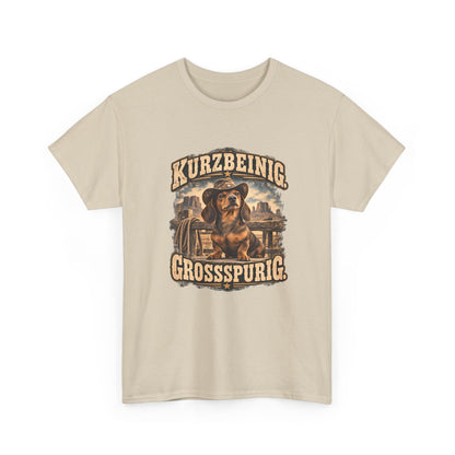 Kurzbeinig, großspurig – Western Dackel T-Shirt