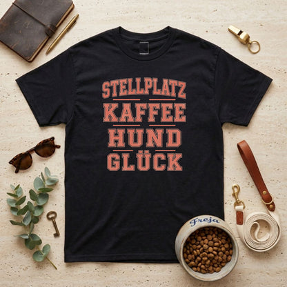 Stellplatz Kaffee Hund Glück – Unisex T-Shirt