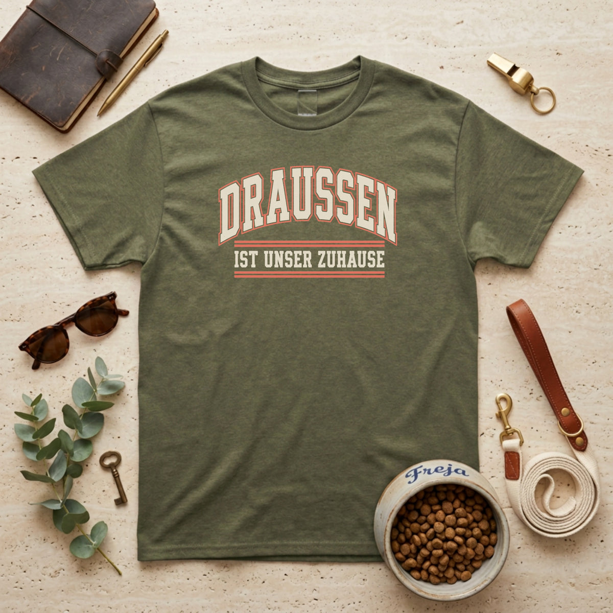 Draußen ist unser Zuhause – Unisex T-Shirt