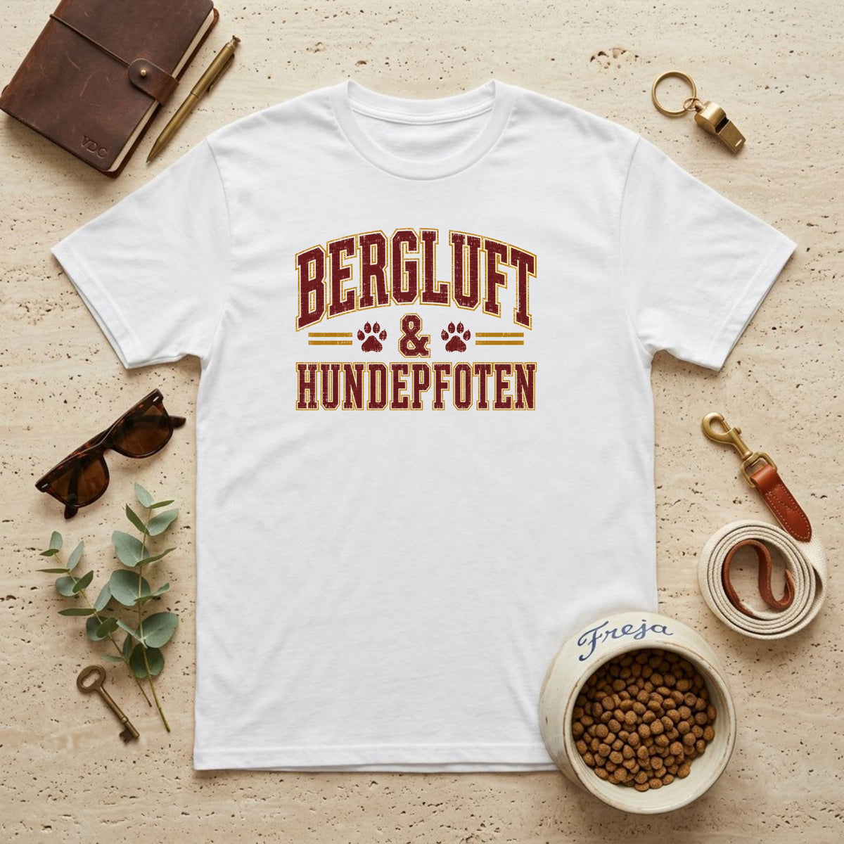 Bergluft & Hundepfoten – Unisex T-Shirt