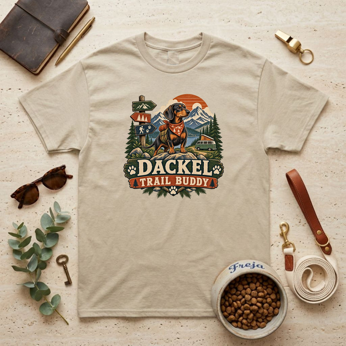 Dackel Trail Buddy – Unisex T-Shirt