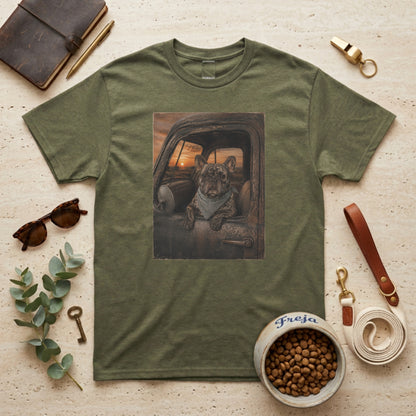 Frenchie auf Roadtrip – Unisex T-Shirt