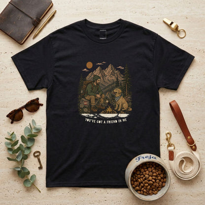 You’ve Got a Friend in Me – Lagerfeuer Vintage – Unisex T-Shirt