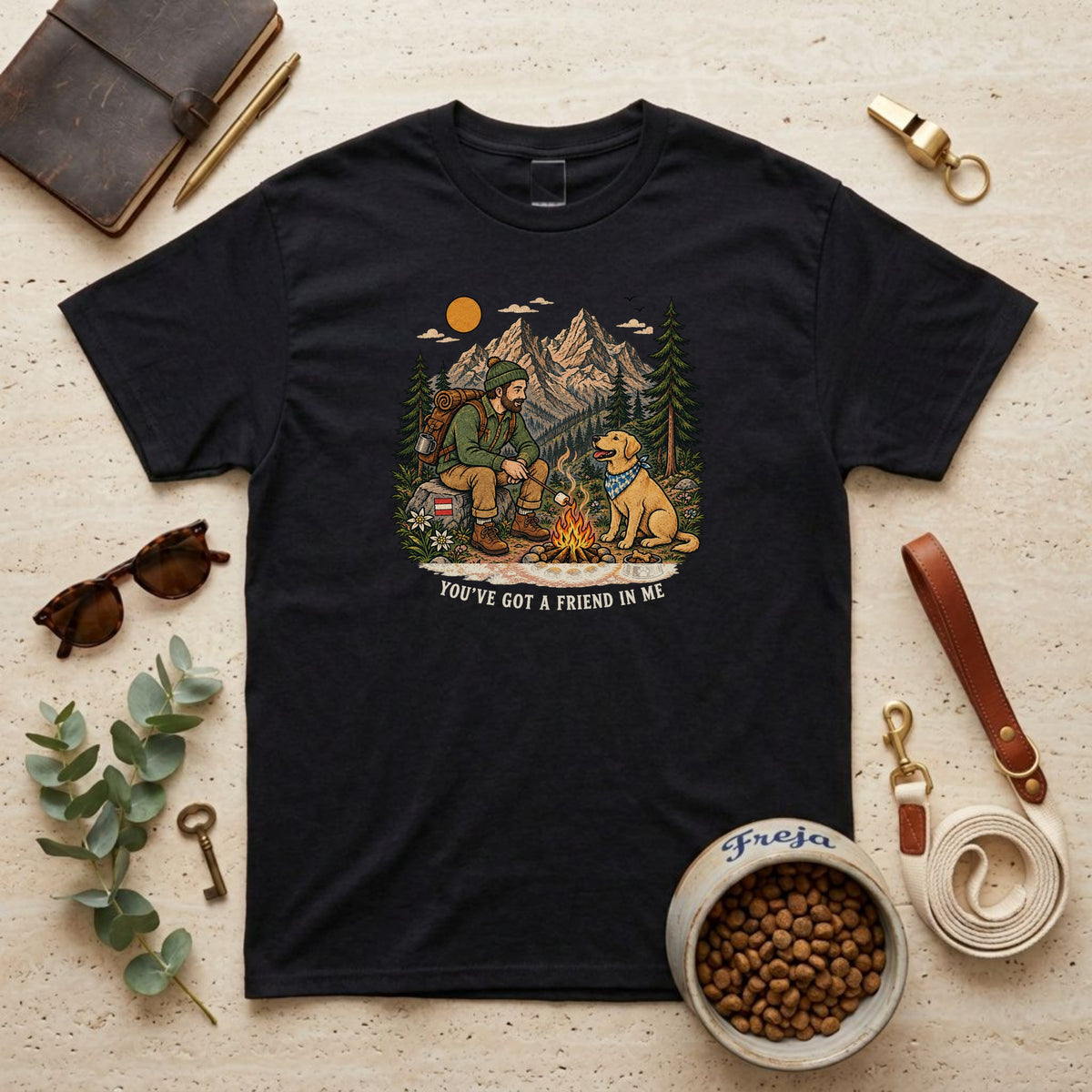 You’ve Got a Friend in Me – Bergabenteuer – Unisex T-Shirt