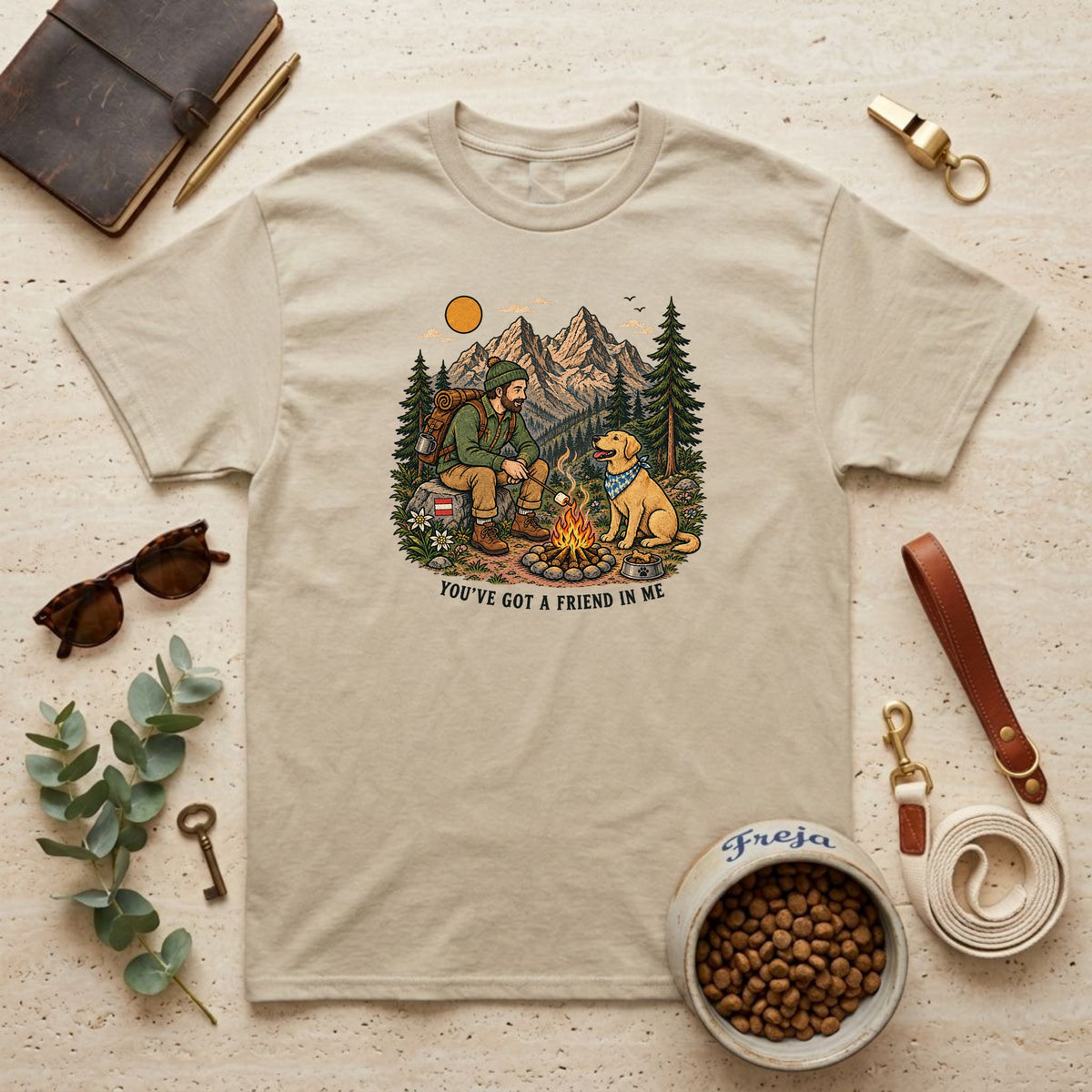 You’ve Got a Friend in Me – Bergabenteuer – Unisex T-Shirt