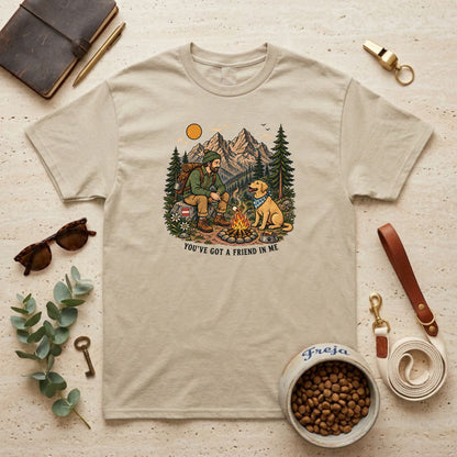 You’ve Got a Friend in Me – Bergabenteuer – Unisex T-Shirt