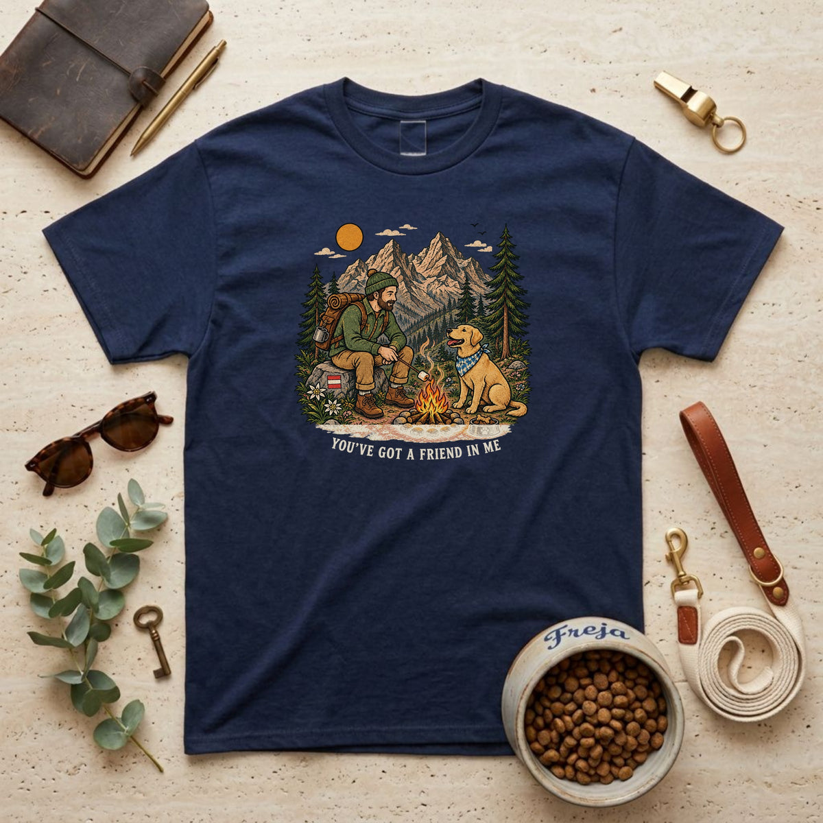You’ve Got a Friend in Me – Bergabenteuer – Unisex T-Shirt