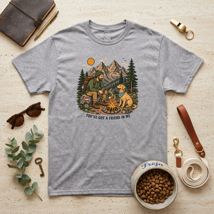 You’ve Got a Friend in Me – Bergabenteuer – Unisex T-Shirt