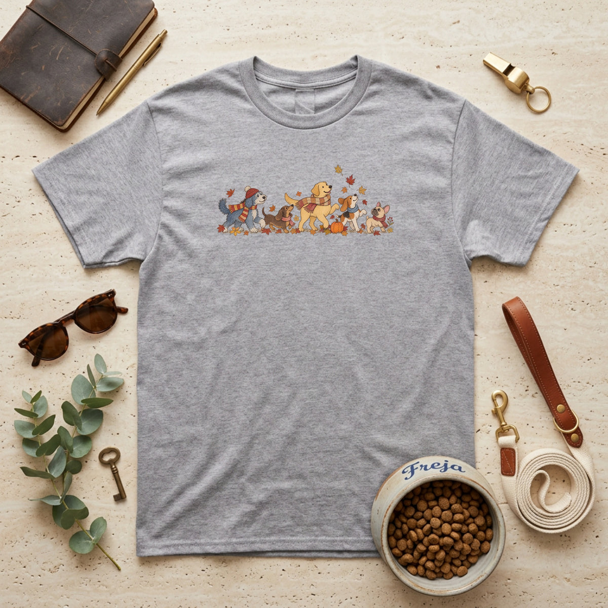 Herbstspaziergang mit Freunden – Unisex T-Shirt