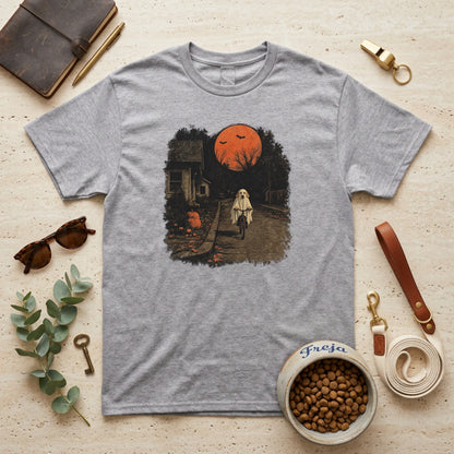 Geisterhund auf Fahrradtour – Unisex T-Shirt