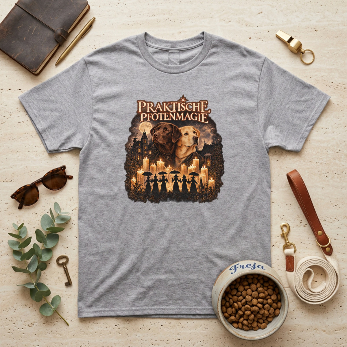 Praktische Pfotenmagie – Unisex T-Shirt