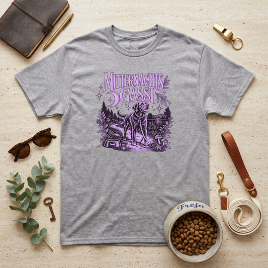 Mitternachtsgassi – Unisex T-Shirt