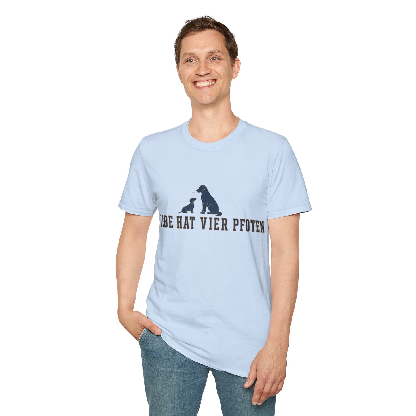 T-Shirt — "Liebe hat vier Pfoten"