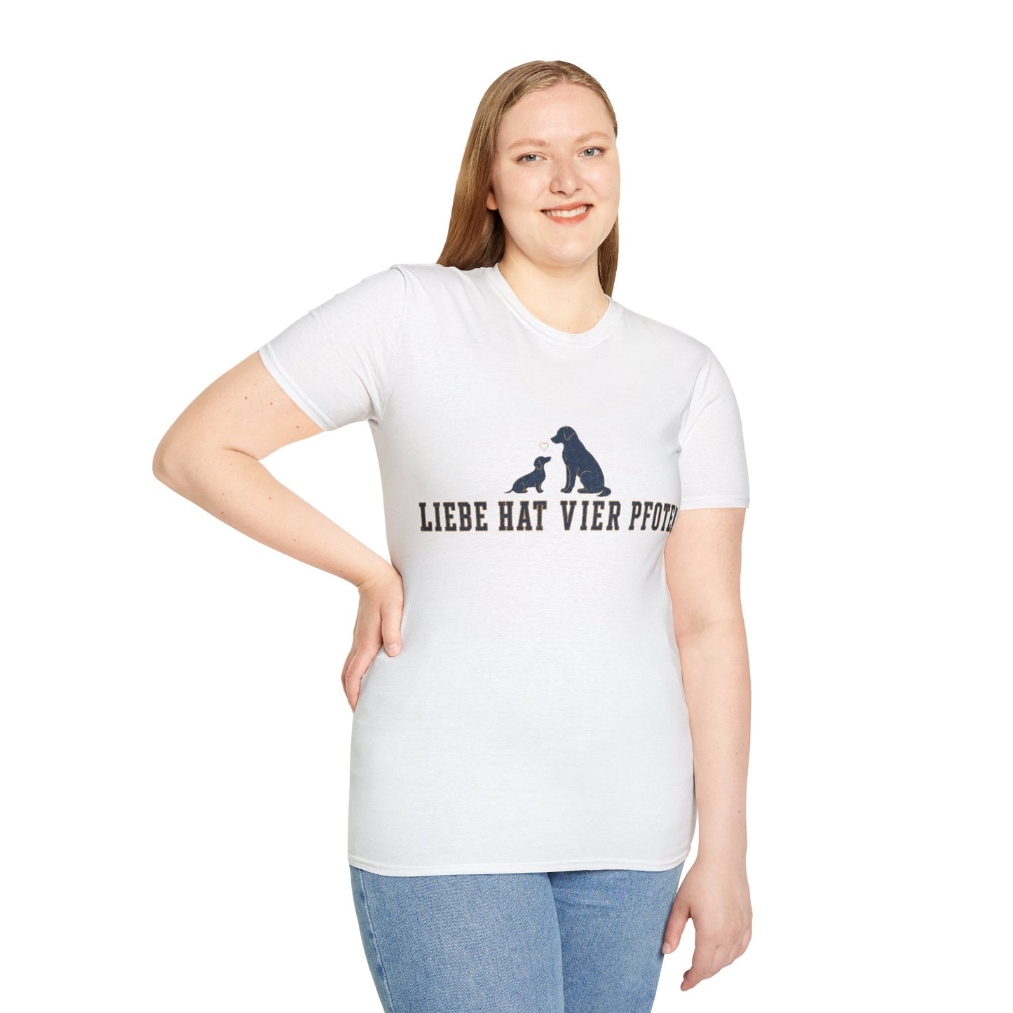 T-Shirt — "Liebe hat vier Pfoten"
