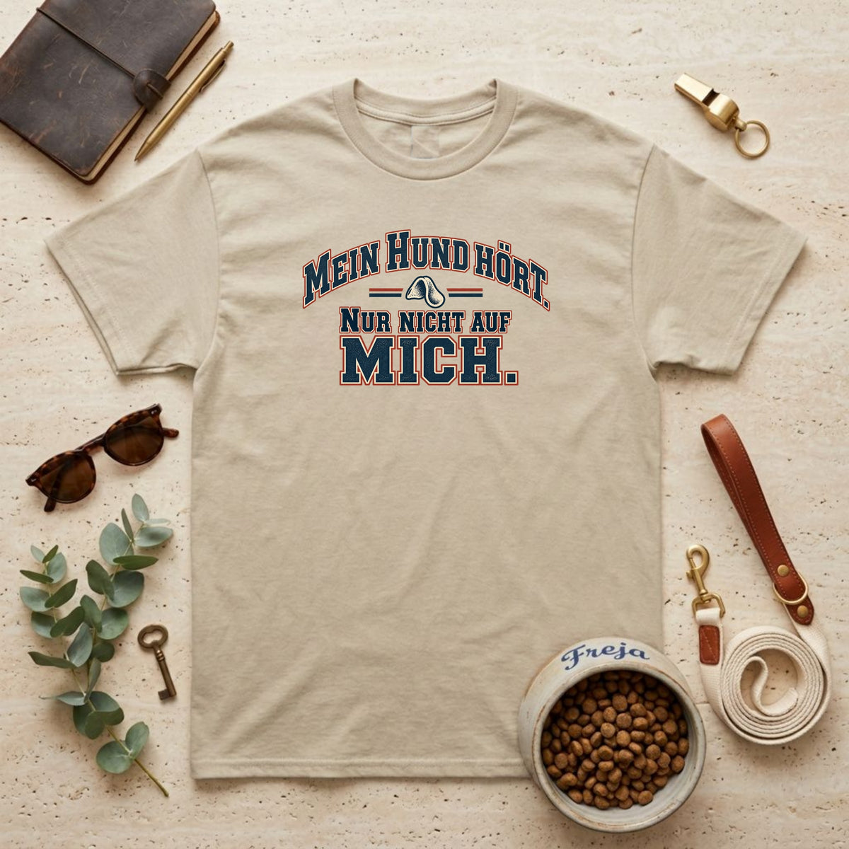 Mein Hund hört – nur nicht auf mich – Varsity Unisex T-Shirt